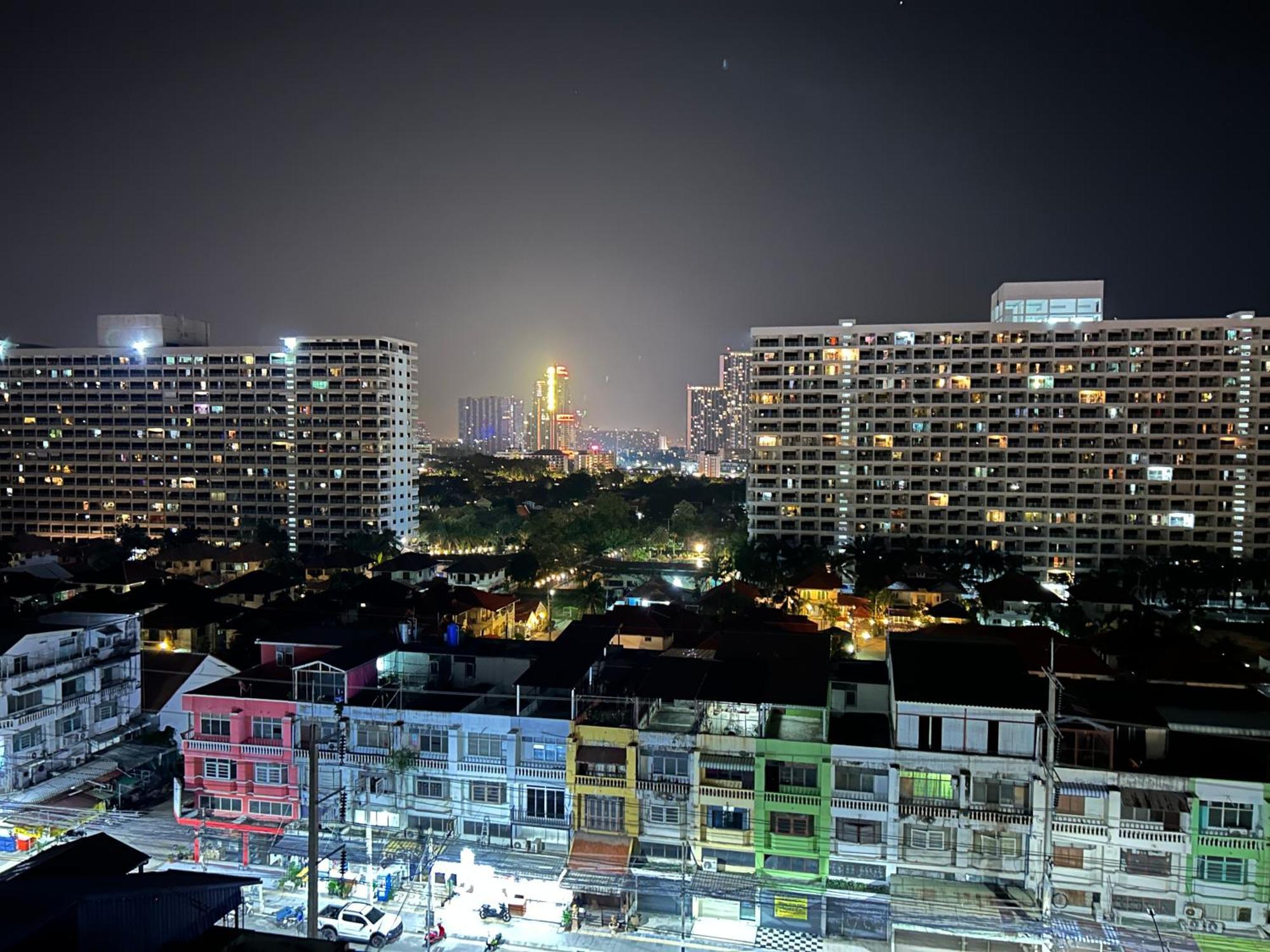 Mina 美景公寓酒店 Pattaya ภายนอก รูปภาพ