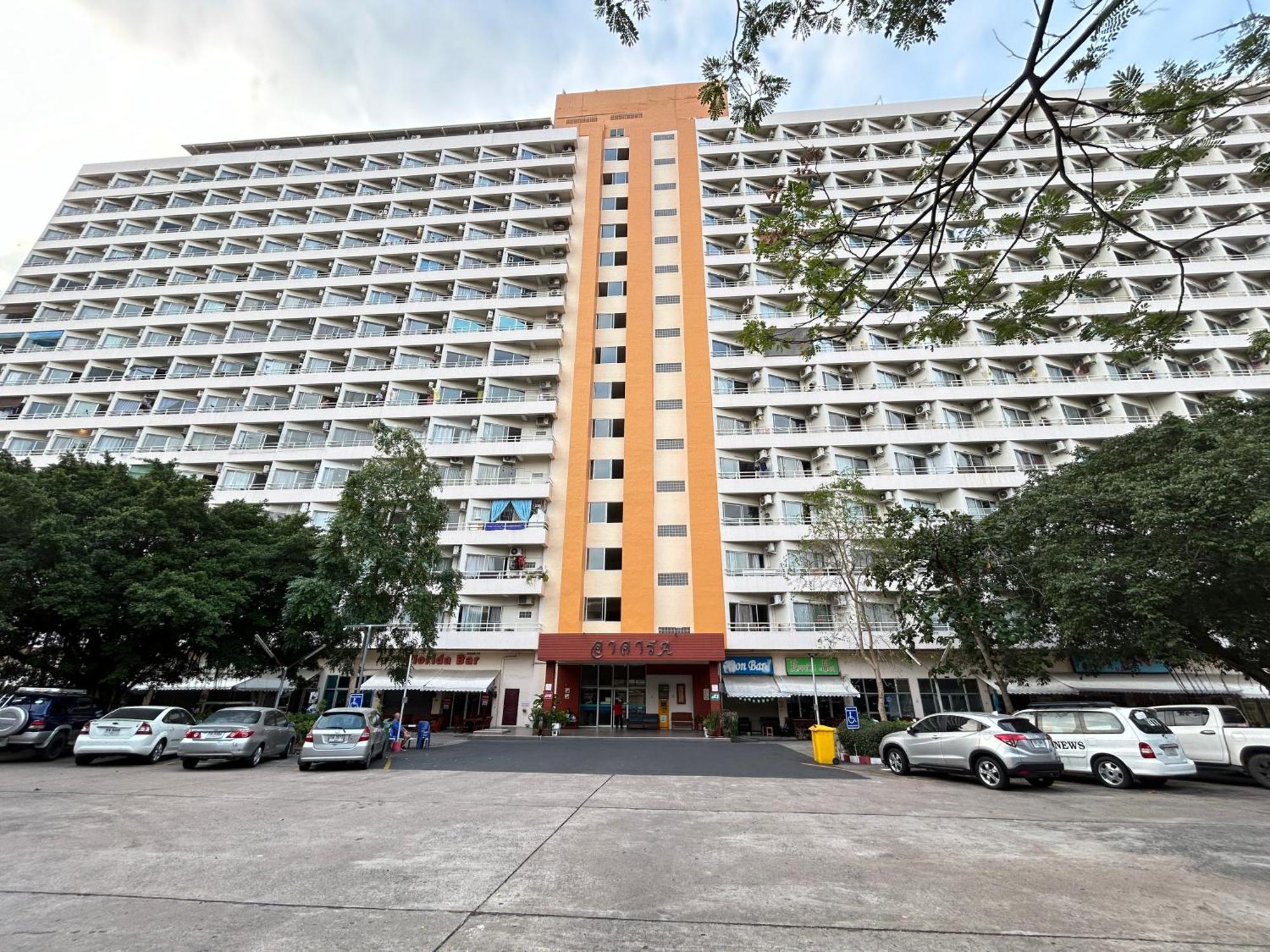 Mina 美景公寓酒店 Pattaya ภายนอก รูปภาพ