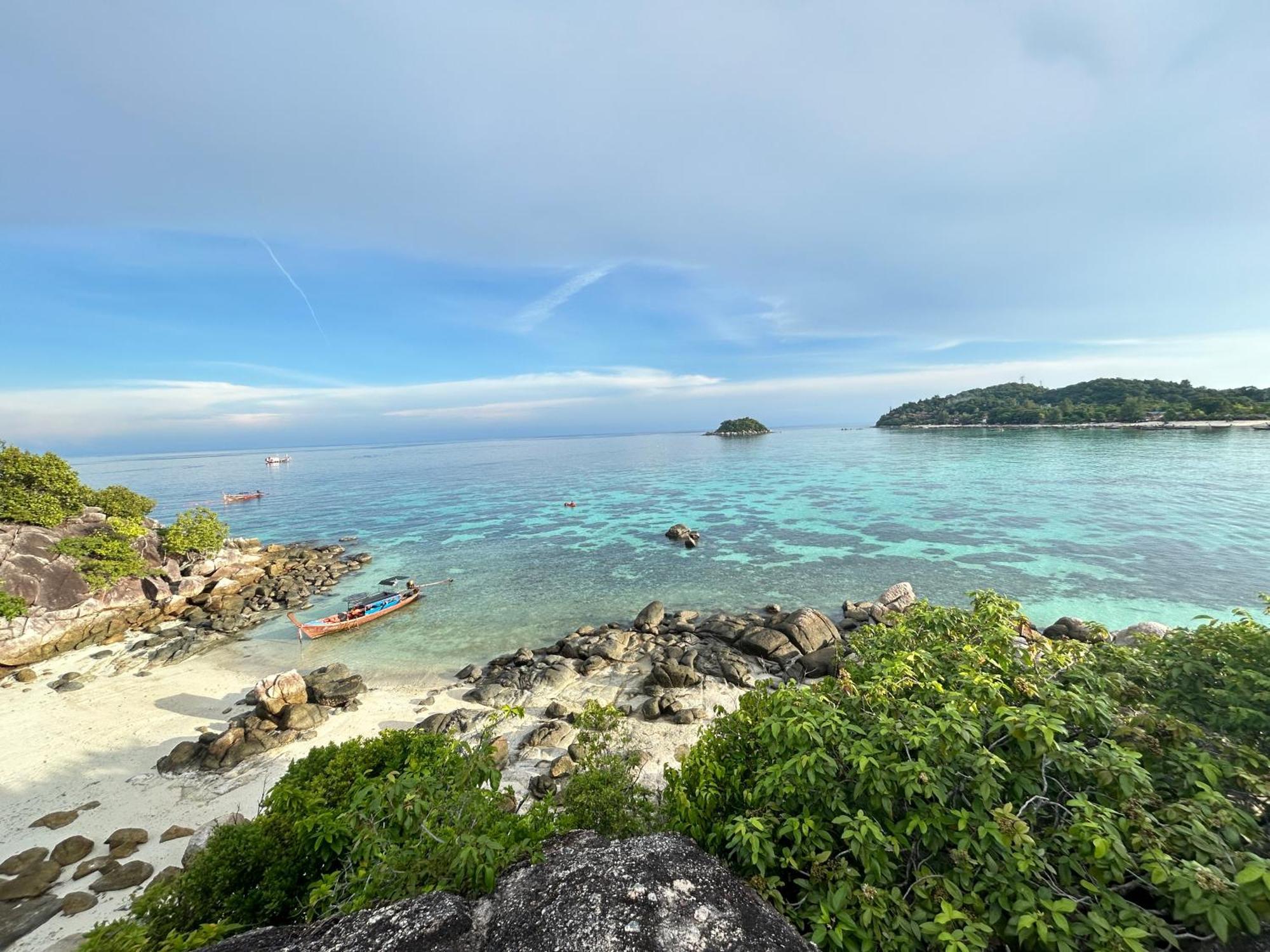 Mina 美景公寓酒店 Pattaya ภายนอก รูปภาพ